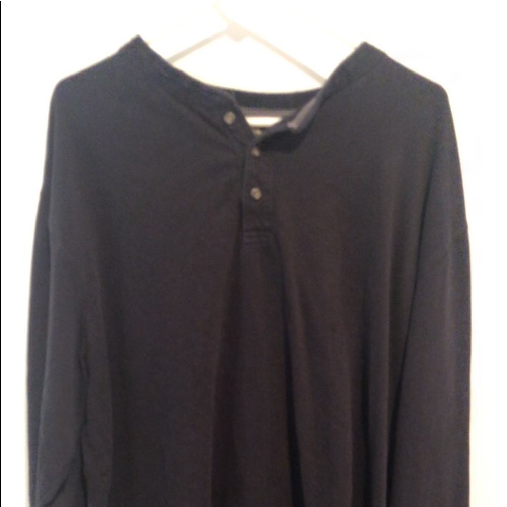 Black shirt
